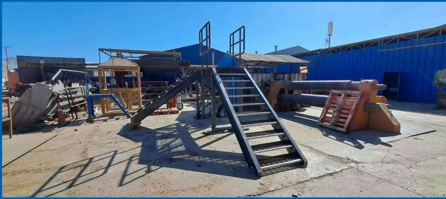 Fabricación de estructuras metálicas y plataformas industriales