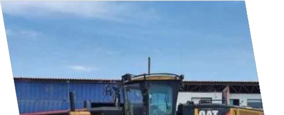 Mantención de motoniveladora Caterpillar 16M